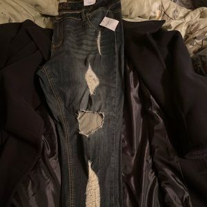 CASUAL MID RISE CROP JEANS